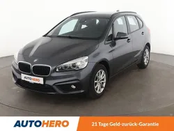 Grau Gebraucht 2017 BMW 220 Active Tourer Advantage Van / Kleinbus | 17.990 € (Fairer Preis)