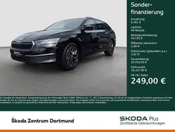 Schwarz Gebraucht 2024 Skoda Octavia Selection Kombi | 32.991 € (Guter Preis)