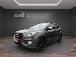 Grau Gebraucht 2017 Ford Kuga ST-Line SUV | 16.990 € (Fairer Preis)