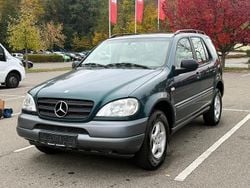 Grün Gebraucht 1999 Mercedes ML320 SUV | 7.990 € (Teuer)
