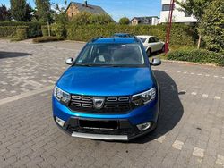 Blau Gebraucht 2020 Dacia Logan MCV Stepway Kombi | 9.500 € (Guter Preis)