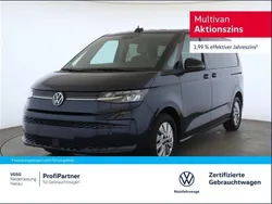 Blau Gebraucht 2024 VW Multivan Life Van / Kleinbus | 51.990 € (Superpreis)