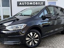 Schwarz Gebraucht 2024 VW Touran Move Van / Kleinbus | 31.979 € (Guter Preis)