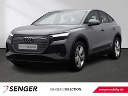 Grau Gebraucht 2022 Audi Q4 Sportback e-tron SUV | 29.990 € (Fairer Preis)