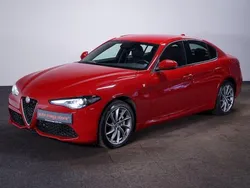 Rot Gebraucht 2022 Alfa Romeo Giulia Ti Limousine | 25.999 €