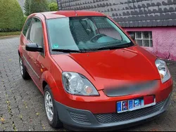 Rot Gebraucht 2006 Ford Fiesta Kleinwagen | 3.190 € (Etwas zu teuer)
