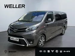 Grau Gebraucht 2024 Toyota Proace Verso Comfort Kombi | 34.880 € (Guter Preis)