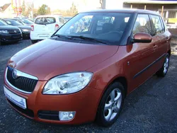 Orange metallic Gebraucht 2009 Skoda Fabia Style Limousine | 6.470 € (Teuer)
