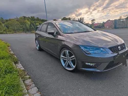 Grau Gebraucht 2015 Seat Leon ST FR Kombi | 9.800 € (Fairer Preis)