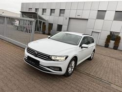 Weiß Gebraucht 2024 VW Passat Business Limousine | 26.500 € (Superpreis)