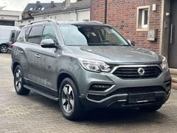 Silber Gebraucht 2018 Ssangyong (KGM) Rexton Quartz SUV | 19.990 €