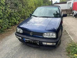 Blau Gebraucht 1994 VW Golf Cabriolet Cabrio | 1.750 €