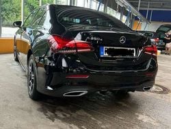 Schwarz Gebraucht 2022 Mercedes A250 Limousine | 29.999 € (Fairer Preis)