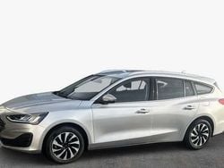 Silber Gebraucht 2023 Ford Focus Titanium Kombi | 18.846 € (Guter Preis)