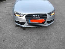 Silber Gebraucht 2013 Audi A4 Kombi | 10.000 € (Fairer Preis)