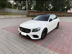 Weiß Gebraucht 2019 Mercedes E350 AMG line Limousine | 37.500 €