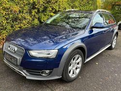 Blau Gebraucht 2016 Audi A4 Allroad Kombi | 11.900 €
