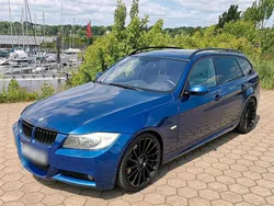 Blau Gebraucht 2007 BMW 325 Shadowline Kombi | 9.200 €
