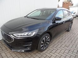 Schwarz Gebraucht 2024 Ford Focus Titanium Limousine | 19.980 € (Guter Preis)