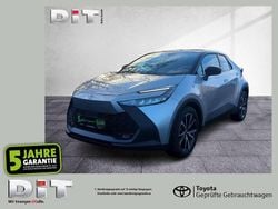 Silver (metallic) Gebraucht 2024 Toyota C-HR Team SUV | 27.390 € (Superpreis)