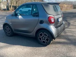 Grau Gebraucht 2019 Smart ForTwo Cabrio Cabrio | 16.900 € (Fairer Preis)