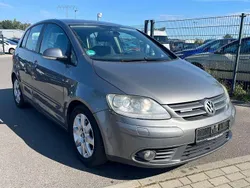 Grau Gebraucht 2008 VW Golf Plus Cross Comfortline Van / Kleinbus | 1.999 € (Superpreis)