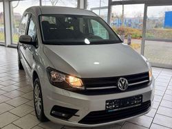 Reflexsilber metallic Gebraucht 2016 VW Caddy Maxi Trendline Van / Kleinbus | 11.500 €