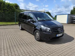 Schwarz Gebraucht 2019 Mercedes Vito Van / Kleinbus | 29.900 €