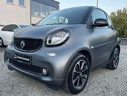 Nachtschwarz Gebraucht 2015 Smart ForTwo Coupé Coupé | 9.800 € (Fairer Preis)