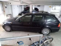 Schwarz Gebraucht 2004 BMW 318 Exclusive Kombi | 2.345 € (Fairer Preis)