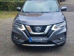 Grau Gebraucht 2018 Nissan X-Trail Tekna SUV | 21.500 € (Etwas zu teuer)