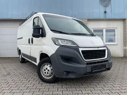 Weiß Gebraucht 2015 Peugeot Boxer Van | 7.990 € (Guter Preis)