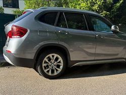Grau Gebraucht 2011 BMW X1 SUV | 8.750 € (Fairer Preis)