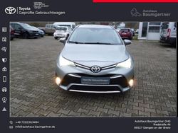 Titansilber mica metallic Gebraucht 2017 Toyota Avensis Edition-S Kombi | 11.650 € (Guter Preis)
