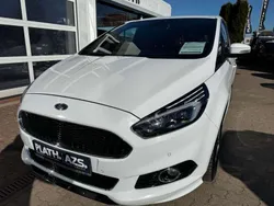 Weiß Gebraucht 2018 Ford S-MAX Business Edition Van / Kleinbus | 21.490 €