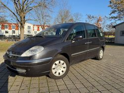 Grau Gebraucht 2009 Citroën C8 Van / Kleinbus | 3.600 € (Fairer Preis)