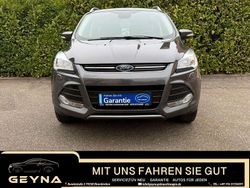 Grau Gebraucht 2016 Ford Kuga Titanium SUV | 13.399 € (Fairer Preis)
