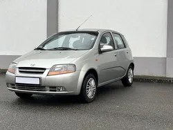Silber Gebraucht 2004 Chevrolet Kalos SE Limousine | 1.499 € (Fairer Preis)