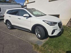 Weiß Gebraucht 2017 Hyundai Santa Fe Premium SUV | 17.500 € (Etwas zu teuer)