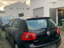 Schwarz Gebraucht 2004 VW Golf IV Limousine | 800 € (Guter Preis)