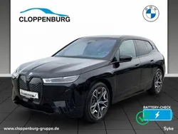 Saphirschwarz Gebraucht 2022 BMW iX Sport Line SUV | 54.990 € (Fairer Preis)