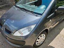 Grau Gebraucht 2007 Mitsubishi Colt Kleinwagen | 2.699 €