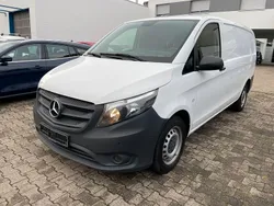 Arktikweiss Gebraucht 2021 Mercedes Vito Van / Kleinbus | 20.995 € (Guter Preis)