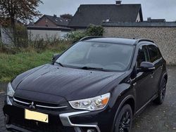 Schwarz Gebraucht 2018 Mitsubishi ASX Edition+ SUV | 11.900 € (Guter Preis)