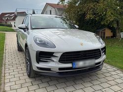 Grau Gebraucht 2019 Porsche Cayenne SUV | 59.000 €
