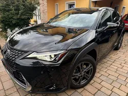 Schwarz Gebraucht 2022 Lexus UX 250h SUV | 27.999 € (Fairer Preis)