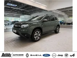 Safarigrüngrau (kqm) Gebraucht 2024 Dacia Duster Journey SUV | 21.770 € (Guter Preis)