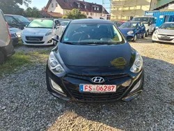 Schwarz Gebraucht 2013 Hyundai i30 Kombi | 2.990 € (Guter Preis)