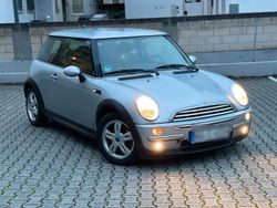 Silber Gebraucht 2005 Mini Cooper Kleinwagen | 1.599 €