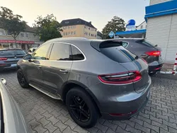 Grau Gebraucht 2015 Porsche Macan S SUV | 28.999 € (Fairer Preis)